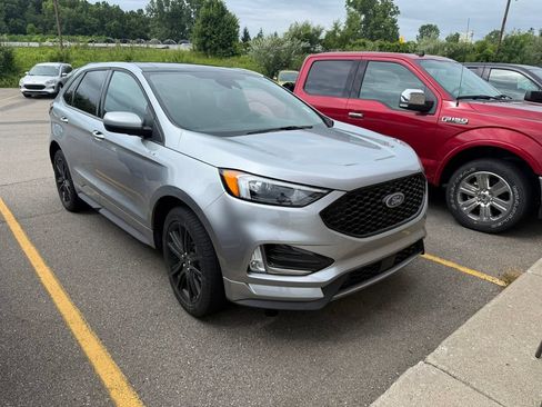 Used 2024 Ford Edge ST-Line AWD/4WD image 3