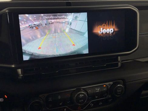 Used 2025 Jeep Wrangler Unlimited Rubicon 4xe w/ Safety Group image 20