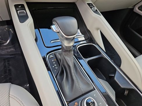 Used 2023 Kia Telluride S image 16