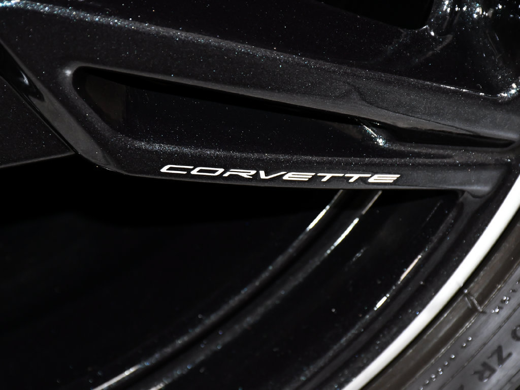 Used 2022 Chevrolet Corvette Stingray Preferred Cpe w/ Z51 Performance Package RWD image 97