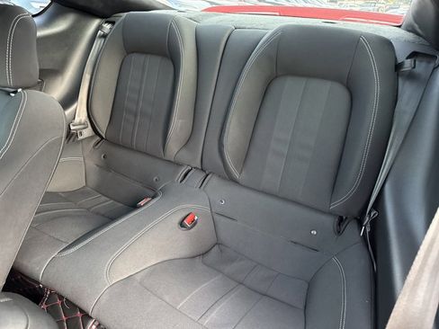 Used 2021 Ford Mustang GT RWD image 6