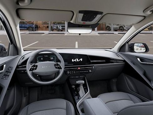 New 2026 Kia Niro FWD image 14