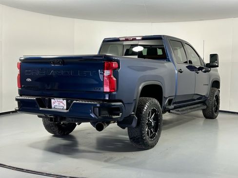 Used 2021 Chevrolet Silverado 2500 LTZ w/ LTZ Plus Package image 7