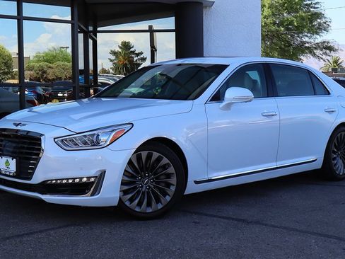Used 2017 Genesis G90 3.3T Premium RWD image 2