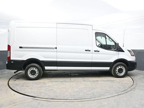 Used 2024 Ford Transit 250 148 Medium Roof image 8