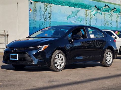 New 2026 Toyota Corolla LE FWD image 3
