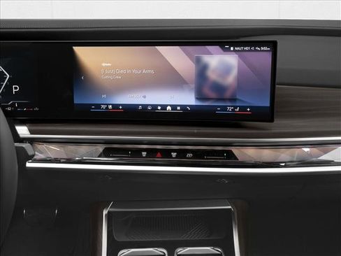 New 2026 BMW 760i xDrive AWD/4WD image 7