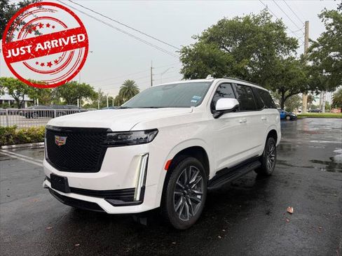Used 2021 Cadillac Escalade Sport RWD image 1