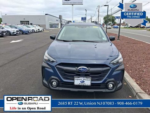 Used 2023 Subaru Outback Onyx Edition XT AWD/4WD image 2
