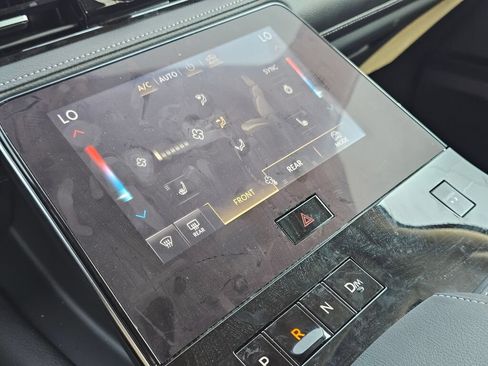 Used 2025 INFINITI QX80 Pure AWD/4WD image 30