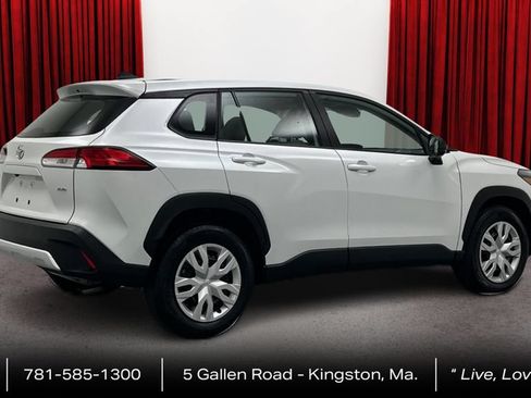 Certified 2023 Toyota Corolla Cross L AWD/4WD image 5
