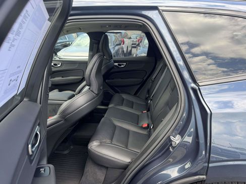 Used 2026 Volvo XC60 B5 Ultra w/ Climate Package AWD/4WD image 23
