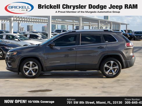 Used 2019 Jeep Cherokee Limited image 8