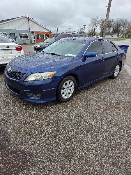 Used 2011 Toyota Camry SE w/ SE Extra-Value Pkg #1 FWD image 5