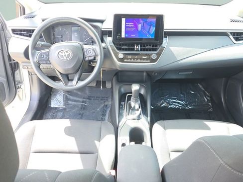 Used 2024 Toyota Corolla LE FWD image 11