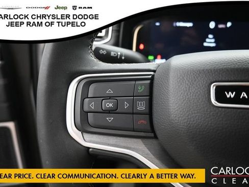 Used 2025 Jeep Wagoneer Series III w/ Premium Group I AWD/4WD image 14