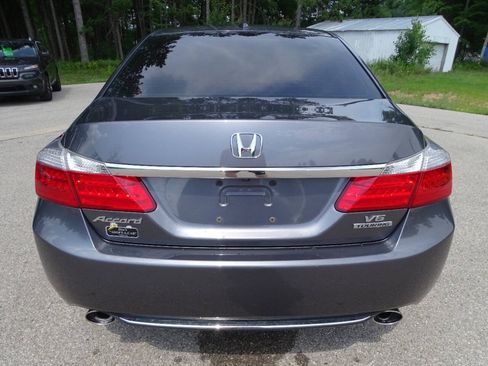 Used 2014 Honda Accord Touring image 10