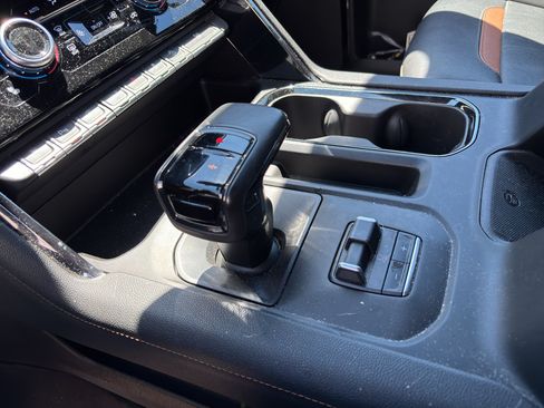 Used 2023 GMC Sierra 1500 AT4 AWD/4WD image 21