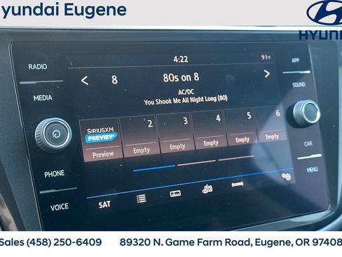 Used 2018 Volkswagen Tiguan SE FWD image 25