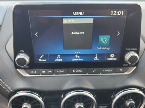 Used 2025 Nissan Sentra SV FWD image 17