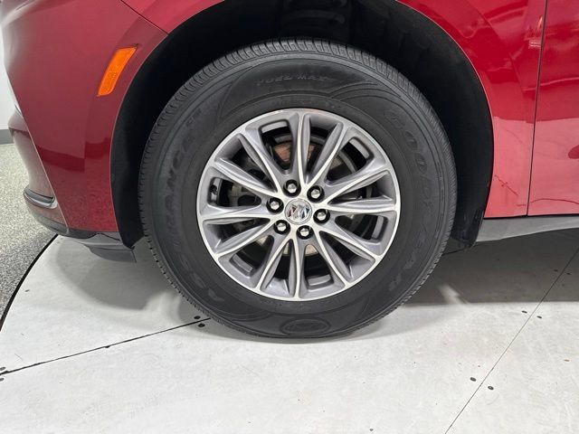 Used 2024 Buick Enclave Essence FWD image 8