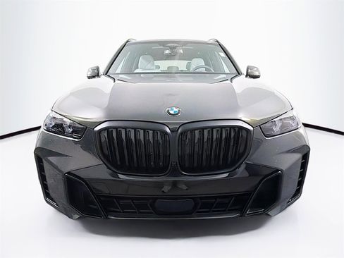 Used 2026 BMW X5 xDrive40i w/ M Sport Package image 2