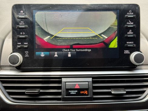Used 2019 Honda Accord Sport image 25