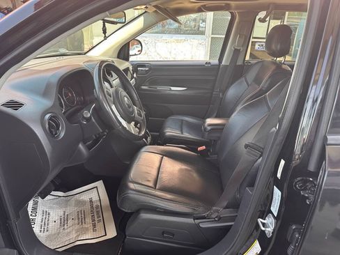 Used 2016 Jeep Compass High Altitude AWD/4WD image 11