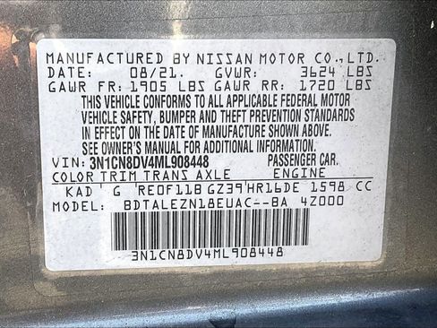 Used 2021 Nissan Versa S FWD image 34