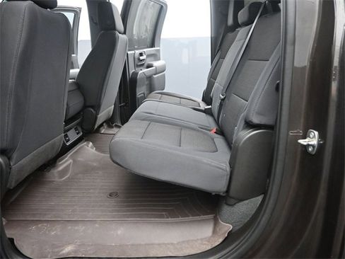 Used 2020 Chevrolet Silverado 2500 Custom w/ Custom Value Package image 13