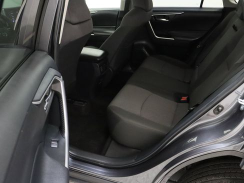 Certified 2025 Toyota RAV4 XLE FWD image 28
