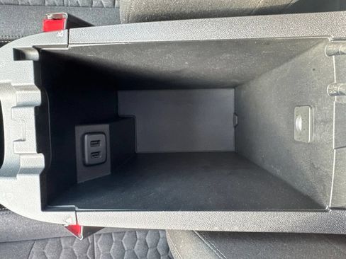 Used 2018 Chevrolet Equinox LT w/ Sun & Infotainment Package AWD/4WD image 21