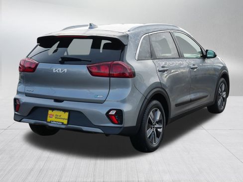 Certified 2022 Kia Niro LXS image 7