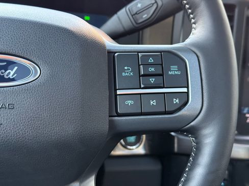 Used 2024 Ford F250 Lariat w/ Lariat Ultimate Package AWD/4WD image 23