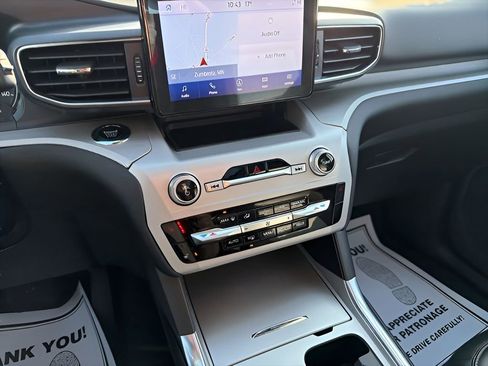 Used 2023 Ford Explorer XLT w/ Equipment Group 202A image 30