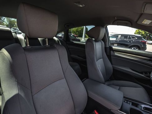 Used 2020 Honda Accord LX image 27
