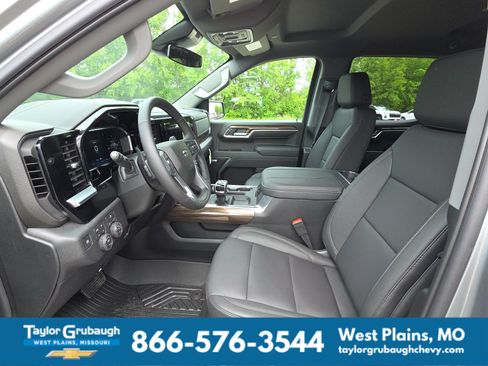 New 2026 Chevrolet Silverado 1500 RST w/ Convenience Package II AWD/4WD image 16