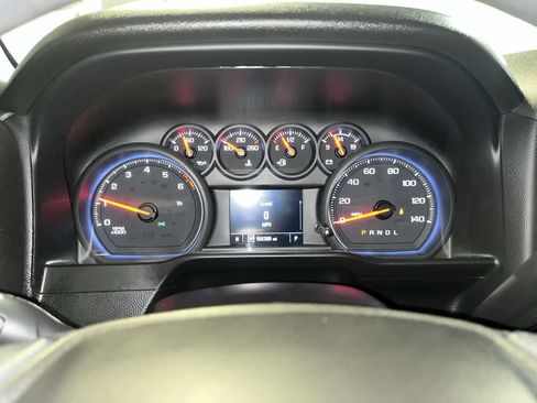 Used 2021 Chevrolet Silverado 2500 Custom w/ Custom Value Package AWD/4WD image 17