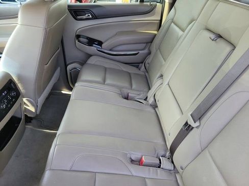 Used 2019 GMC Yukon XL SLT w/ Open Road Package RWD image 15