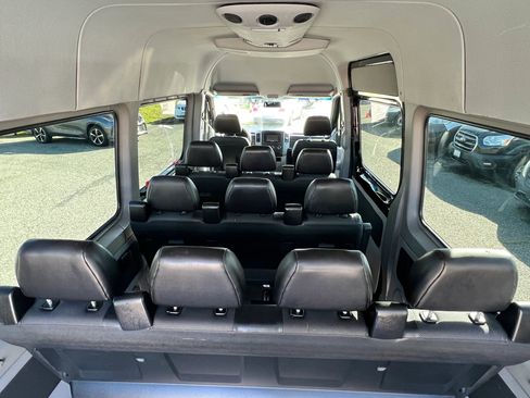 Used 2016 Mercedes-Benz Sprinter 2500 image 12