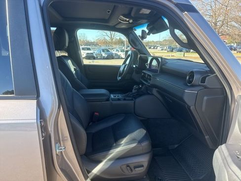 Used 2024 Toyota Land Cruiser image 17