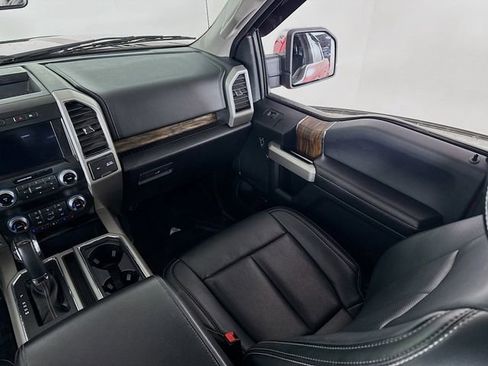 Certified 2019 Ford F150 Lariat w/ Equipment Group 502A Luxury image 25