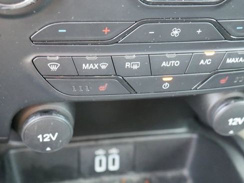 Used 2023 Ford Ranger Lariat w/ Tremor Off-Road Package AWD/4WD image 5