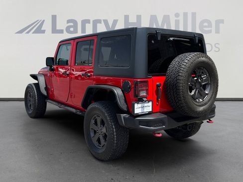 Used 2018 Jeep Wrangler Unlimited Rubicon AWD/4WD image 3