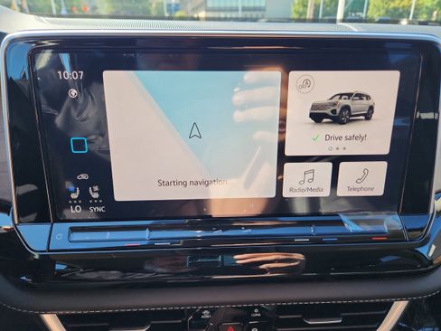 New 2026 Volkswagen Atlas SE image 16