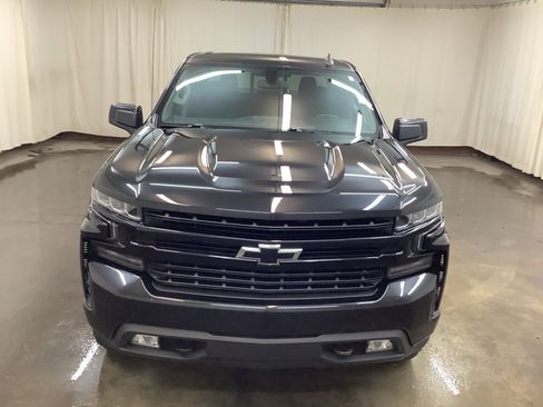 Used 2022 Chevrolet Silverado 1500 RST w/ Convenience Package II AWD/4WD image 3