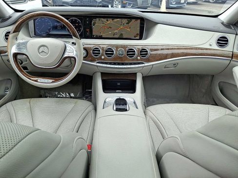 Used 2015 Mercedes-Benz S 550 4MATIC Sedan image 10