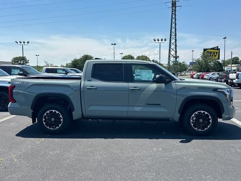 Used 2026 Toyota Tundra SR5 w/ TRD Off-Road Package AWD/4WD image 2