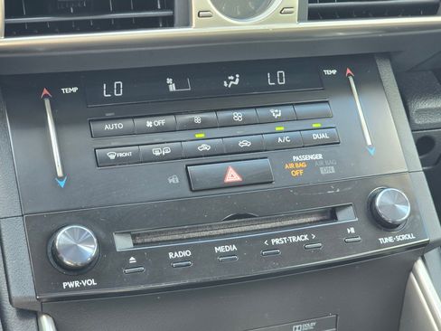 Used 2014 Lexus IS 250 w/ Navigation Package RWD image 13