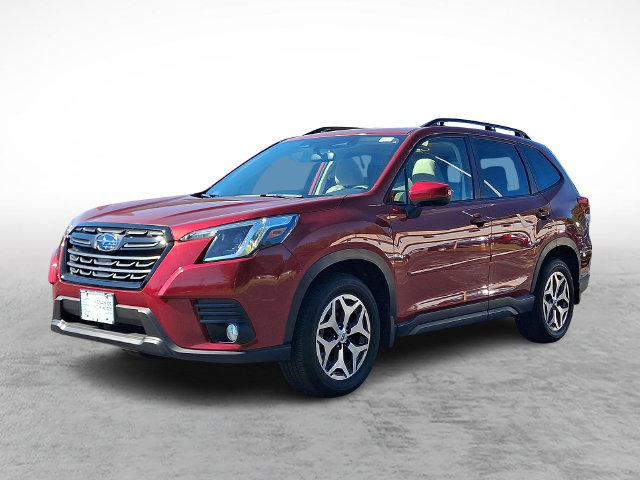 Used 2022 Subaru Forester Premium AWD/4WD image 3